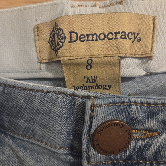 Democracy Jeans Womens 8 Light Wash Straight Raw Hem Ab Technology - Picture 3 of 6